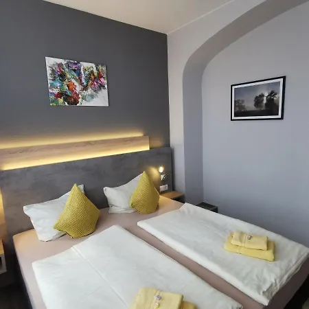 Alter Felsenkeller 나움부르크