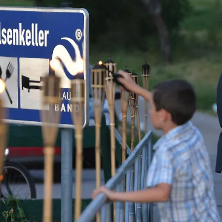 Alter Felsenkeller 3*