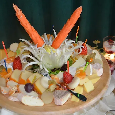 여관 Alter Felsenkeller